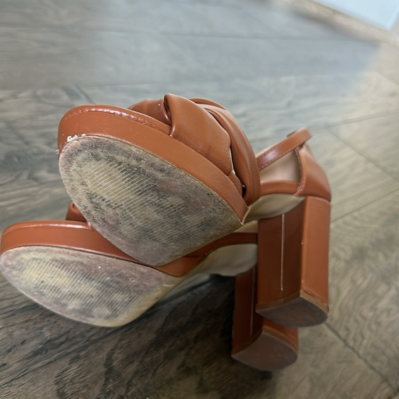 The Loft Top Knot Platform Heels - Picture 7 of 7